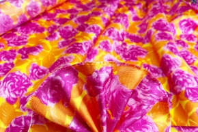 Silk twill - roses and leaves