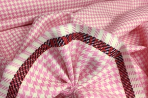 Virgin wool - houndstooth, pink-offwhite